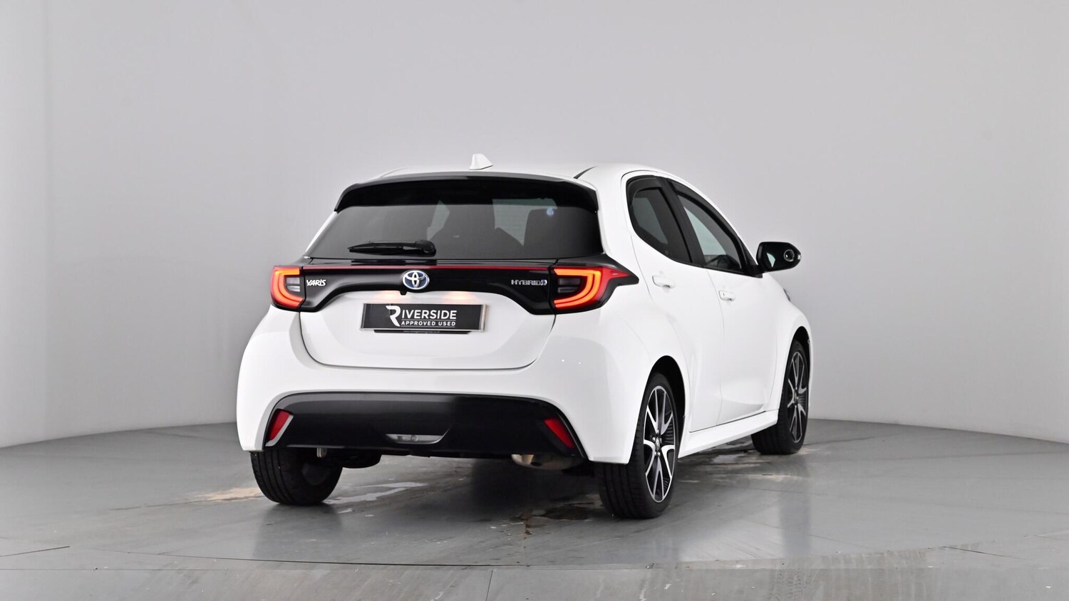 Used Toyota Yaris 2022 for sale - 77971751: Photo 32