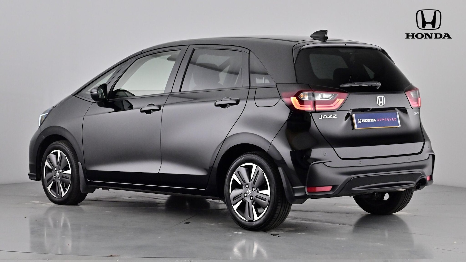 Used Honda Jazz 2024 for sale - 76328141: Photo 2