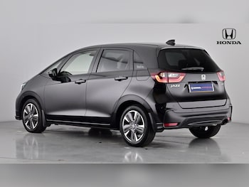 Used Honda Jazz 2024 for sale - 76328141: Photo