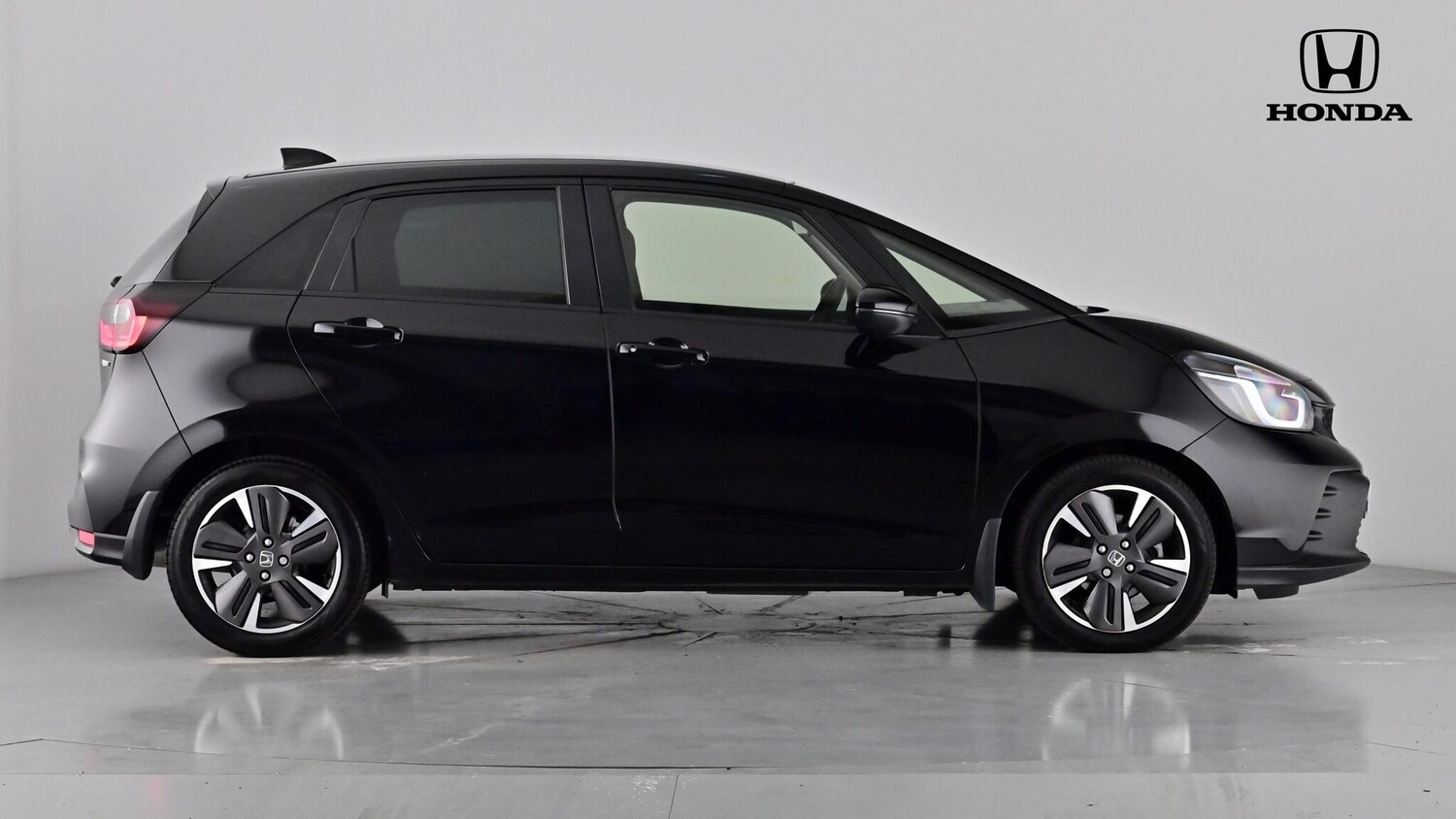 Used Honda Jazz 2024 for sale - 76328141: Photo 3