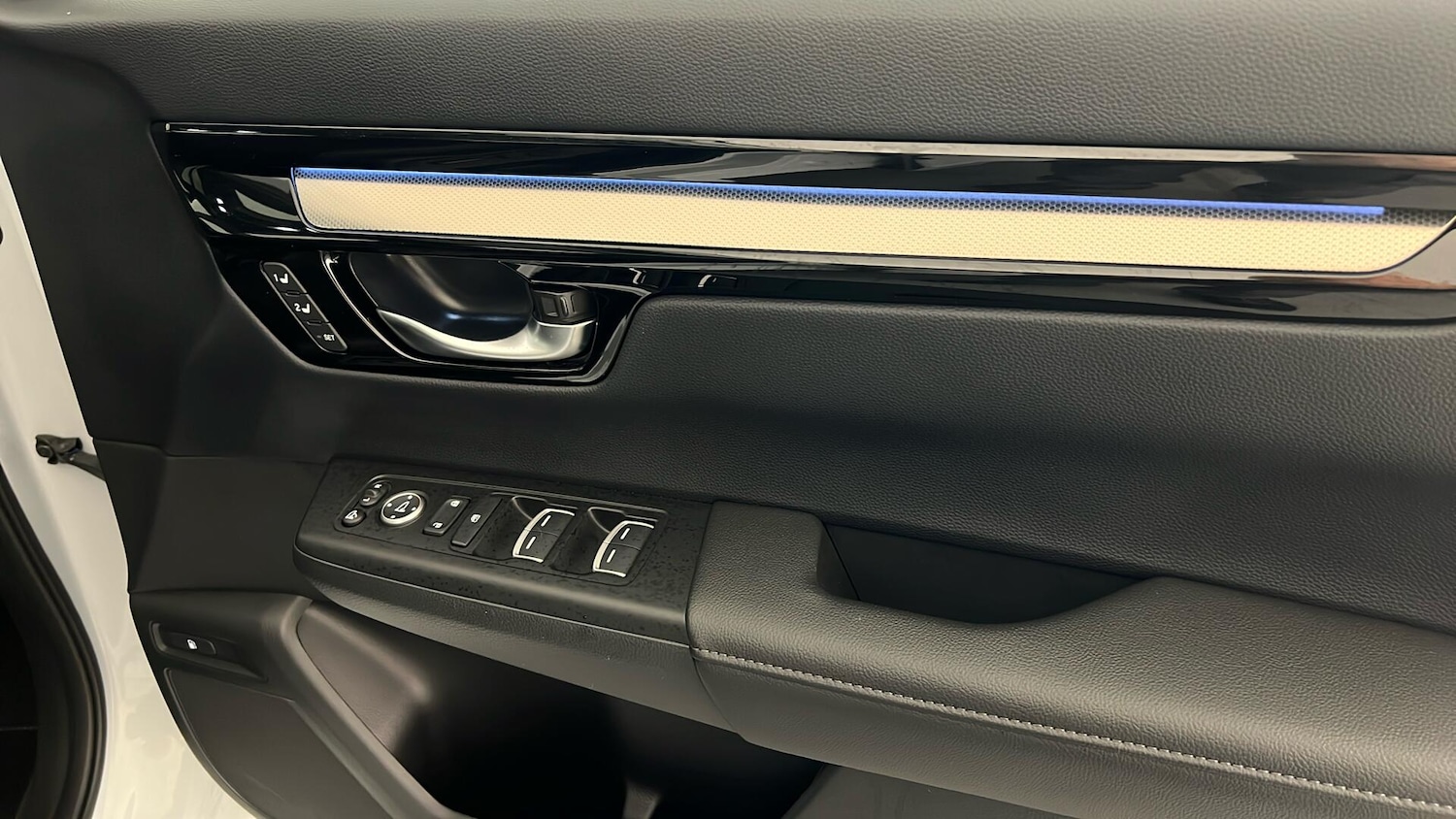 Used Honda CR-V 2024 for sale - 76514713: Photo 31