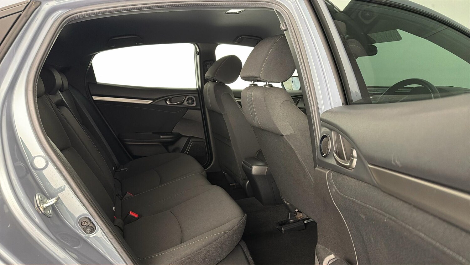 Used Honda Civic 2018 for sale - 77903339: Photo 24