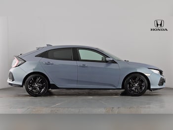 Used Honda Civic 2018 for sale - 77903339: Photo