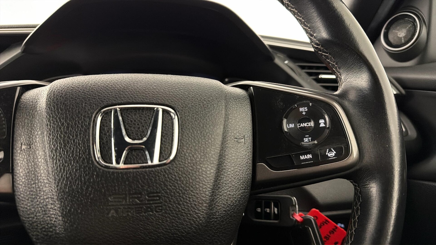 Used Honda Civic 2018 for sale - 77903339: Photo 32