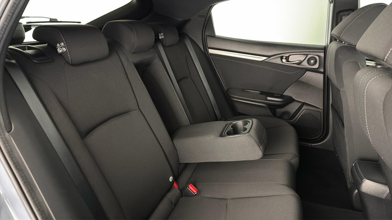 Used Honda Civic 2018 for sale - 77903339: Photo 41