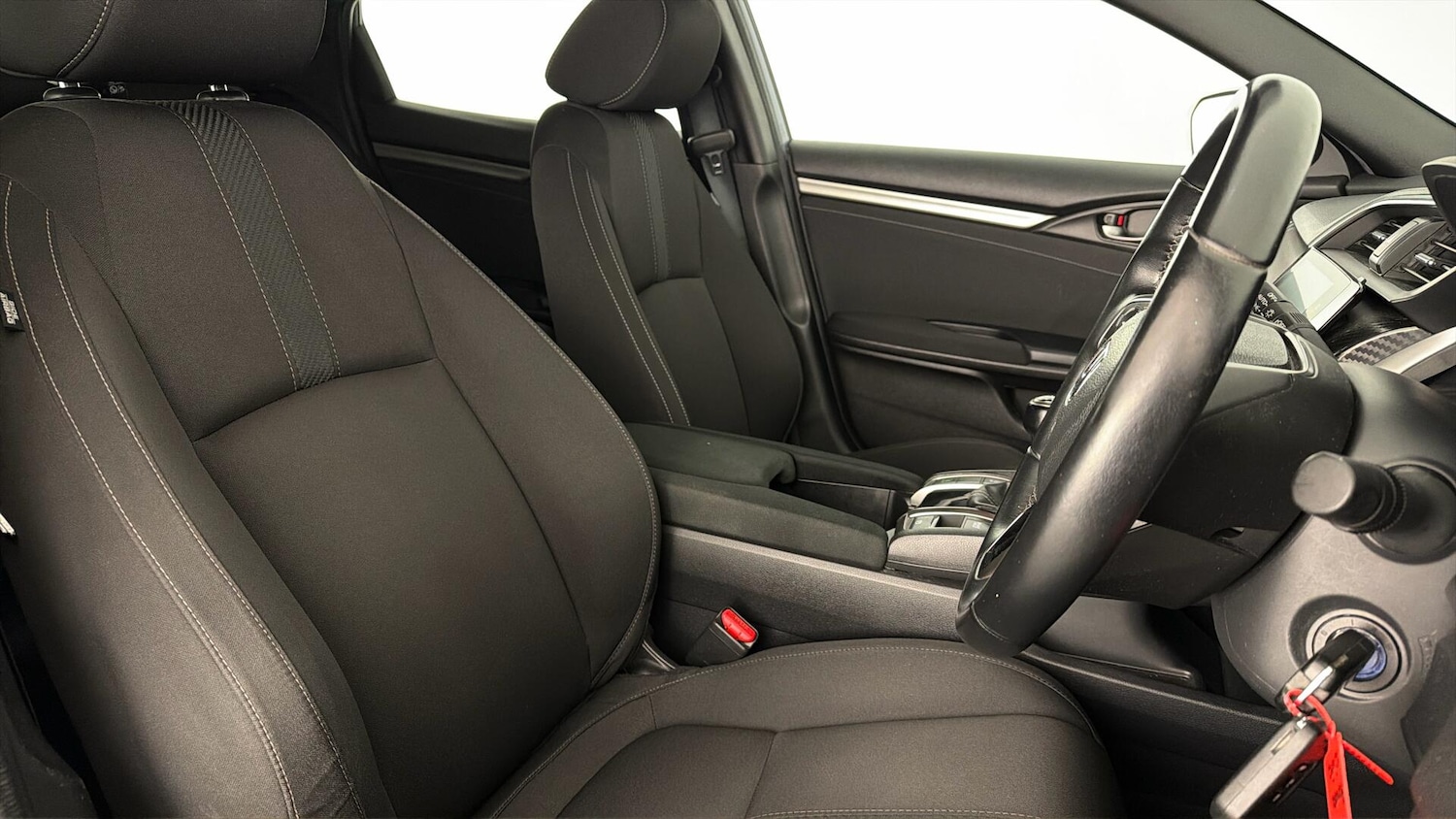 Used Honda Civic 2018 for sale - 77903339: Photo 42