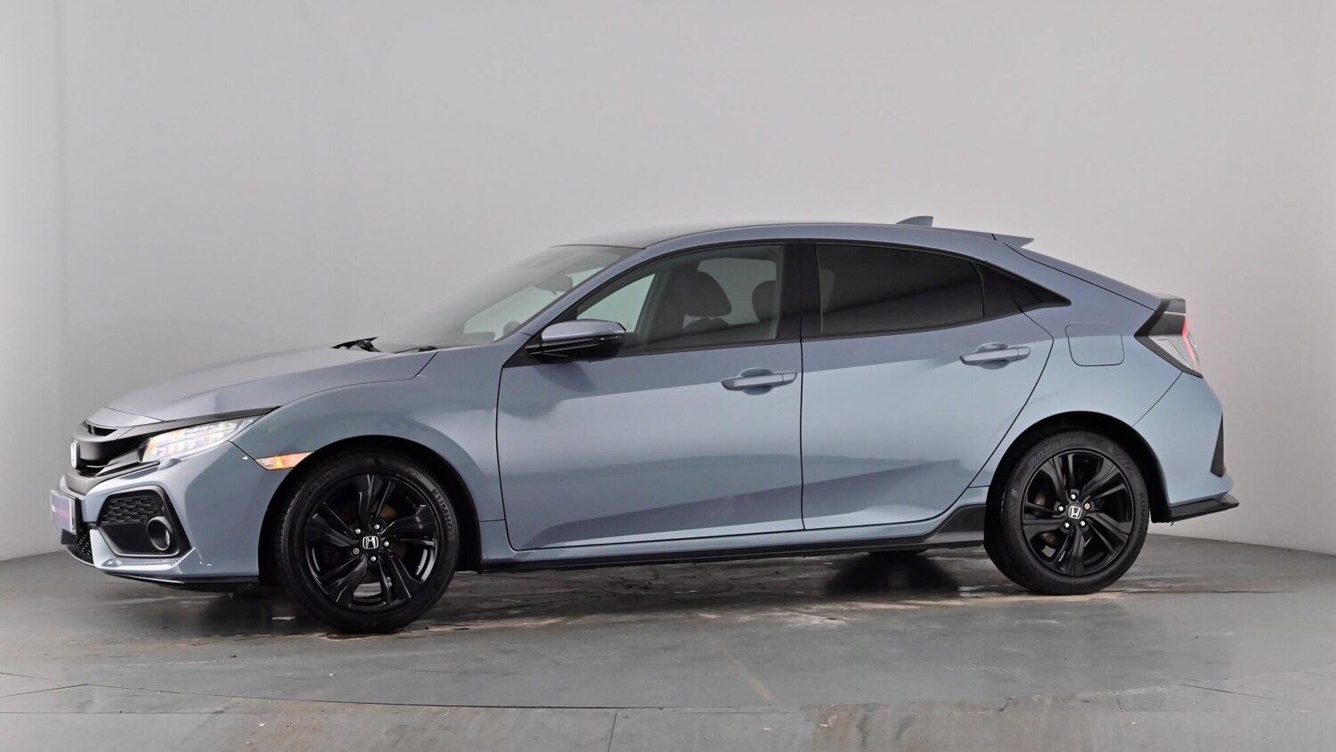 Used Honda Civic 2018 for sale - 77903339: Photo 57