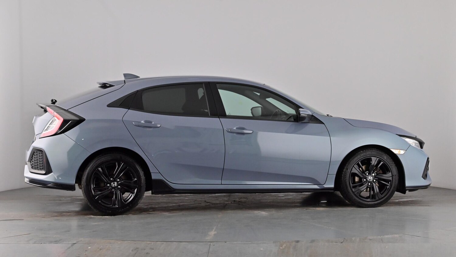 Used Honda Civic 2018 for sale - 77903339: Photo 76