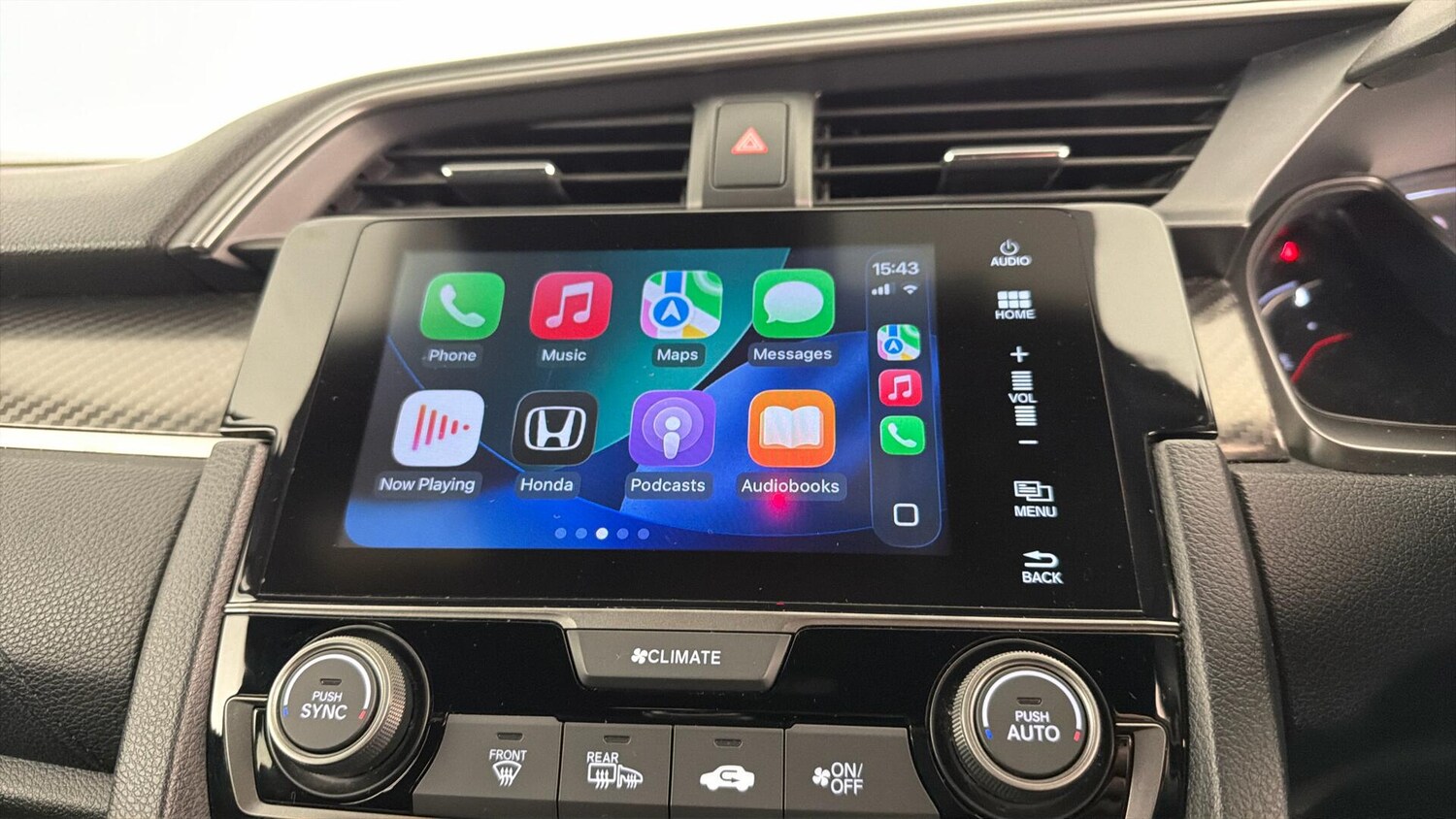 Used Honda Civic 2018 for sale - 77903339: Photo 9