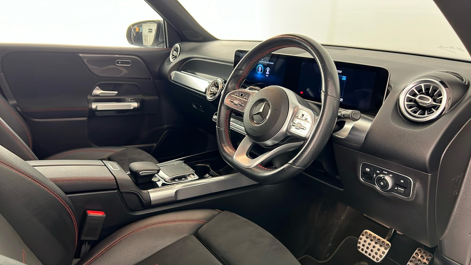 Used Mercedes-Benz GLB 2021 for sale - 77122625: Photo 14