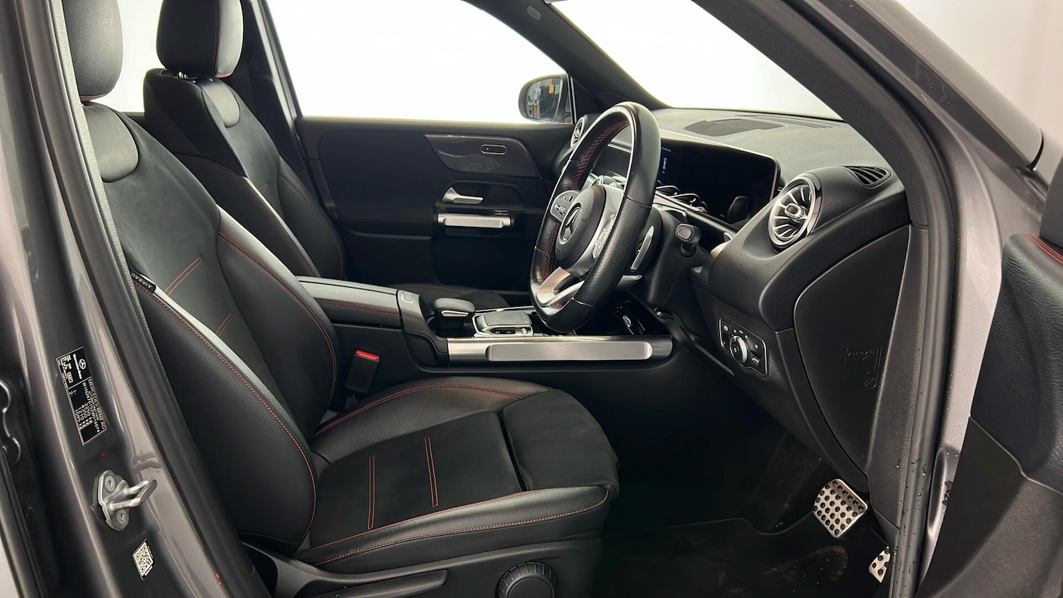 Used Mercedes-Benz GLB 2021 for sale - 77122625: Photo 15