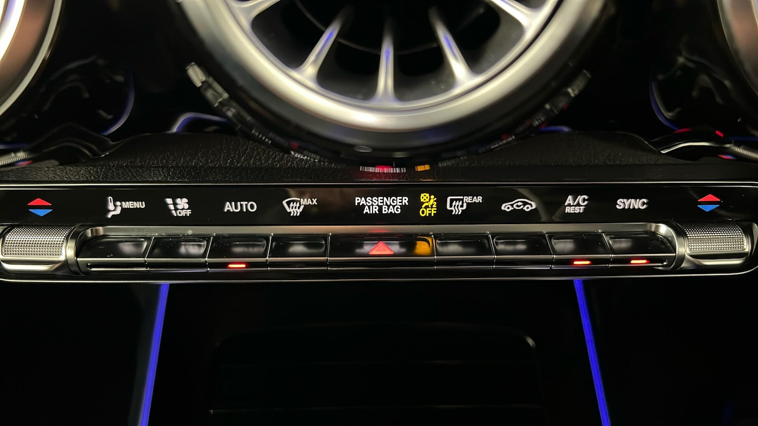 Used Mercedes-Benz GLB 2021 for sale - 77122625: Photo 20