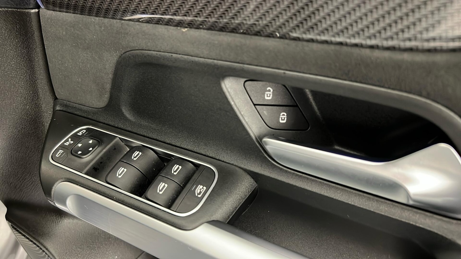 Used Mercedes-Benz GLB 2021 for sale - 77122625: Photo 28