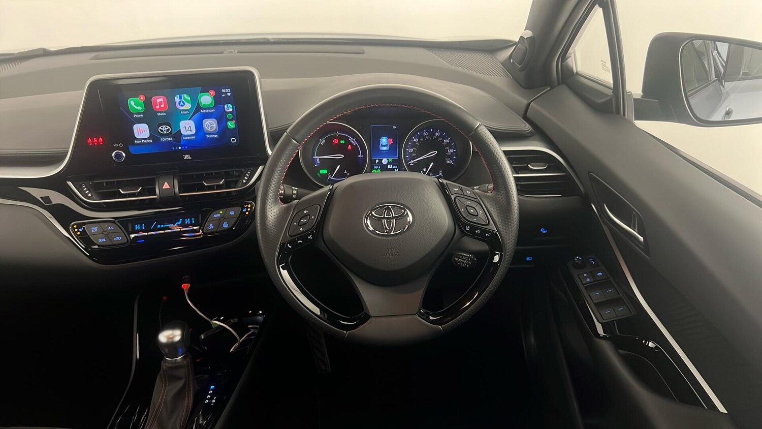 Used Toyota C-HR 2022 for sale - 77428196: Photo 11