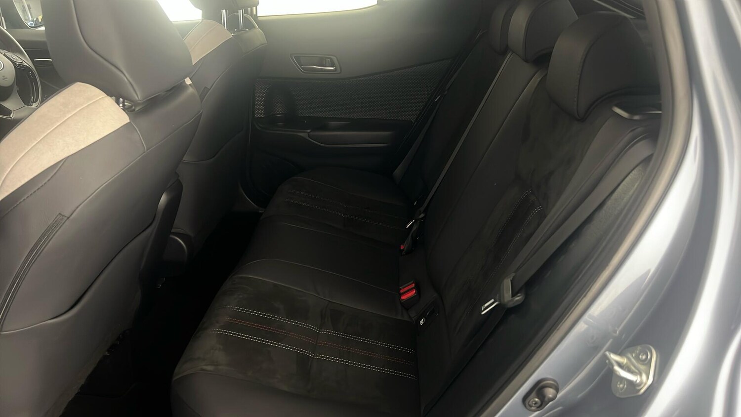 Used Toyota C-HR 2022 for sale - 77428196: Photo 12