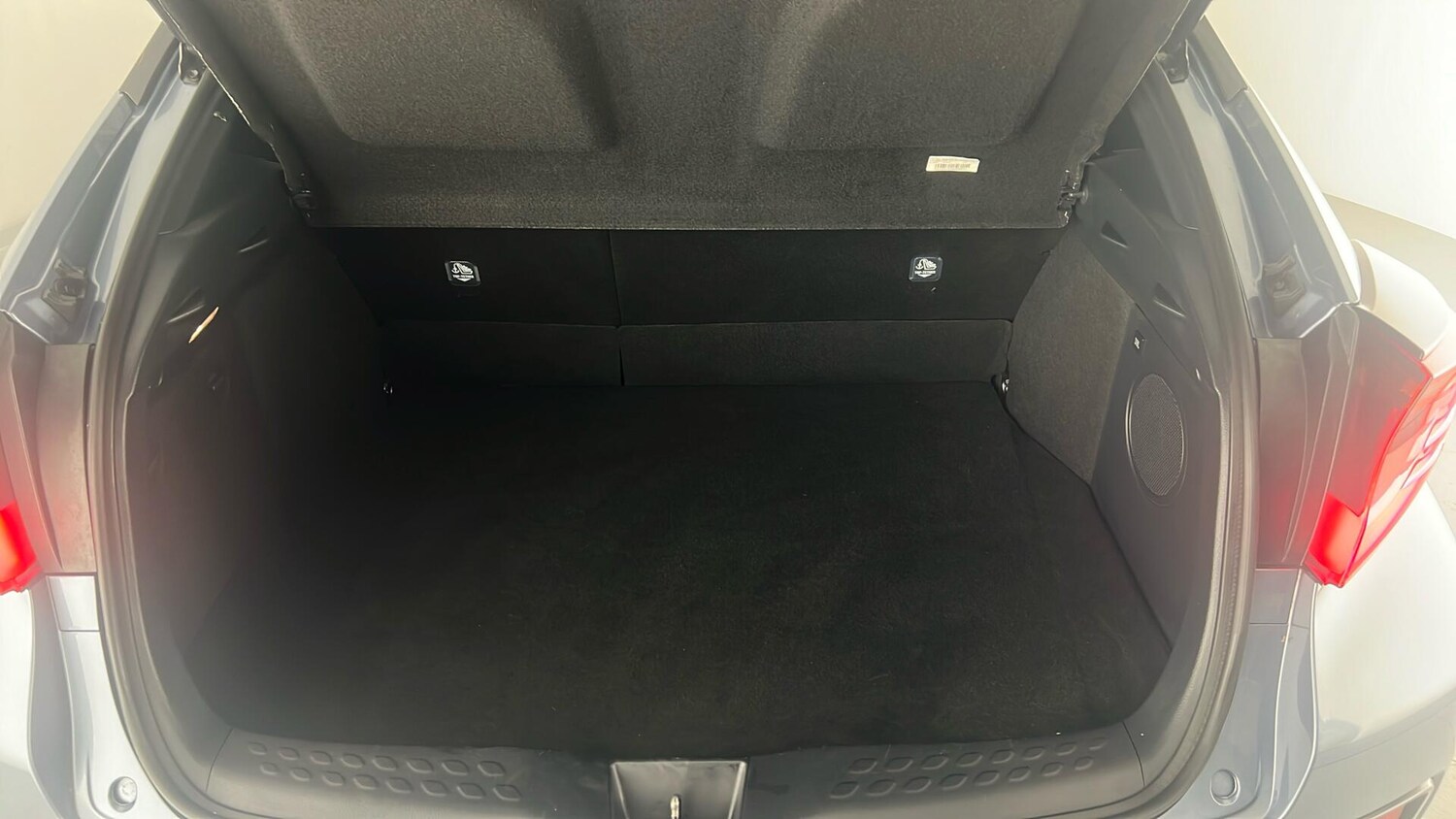 Used Toyota C-HR 2022 for sale - 77428196: Photo 13