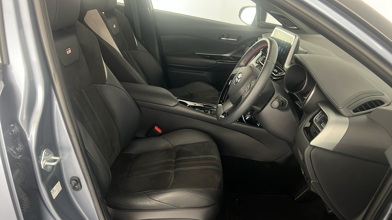 Used Toyota C-HR 2022 for sale - 77428196: Photo 16