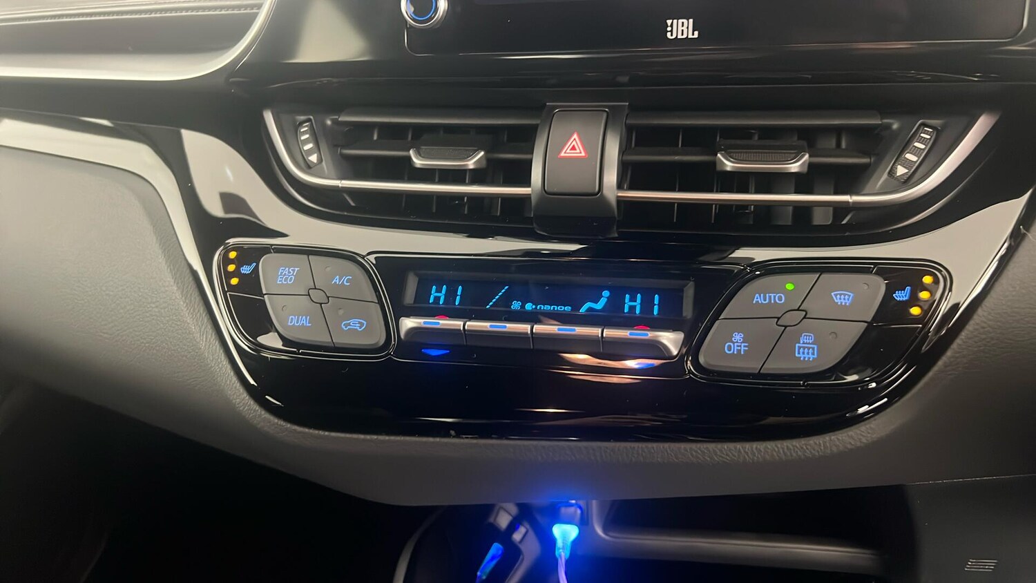 Used Toyota C-HR 2022 for sale - 77428196: Photo 21