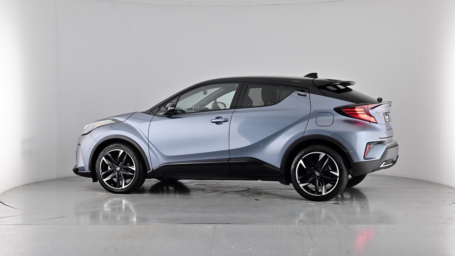 Used Toyota C-HR 2022 for sale - 77428196: Photo 54