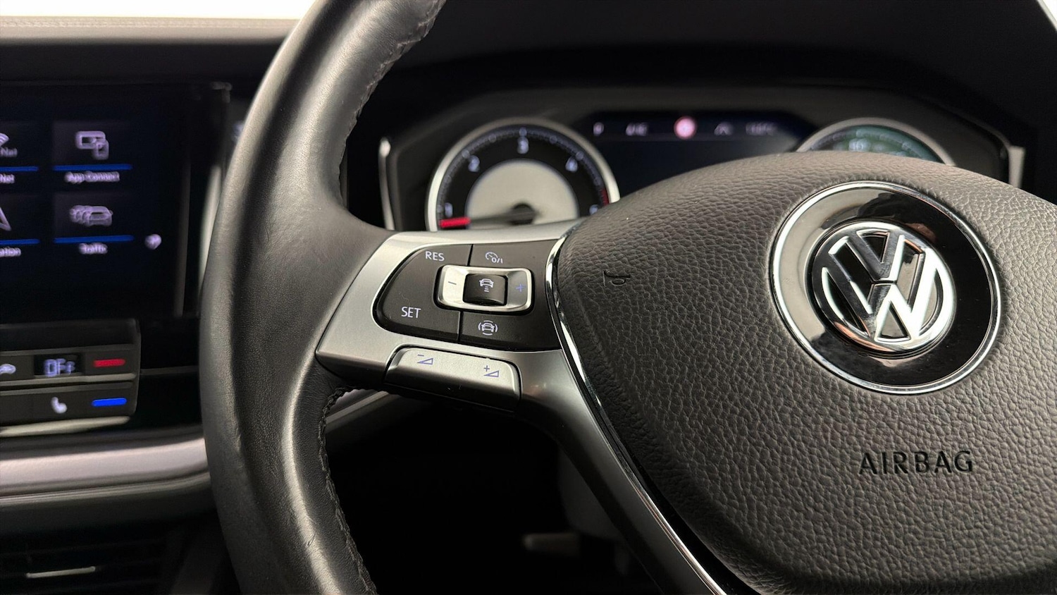 Used Volkswagen Touareg 2022 for sale - 77927446: Photo 25