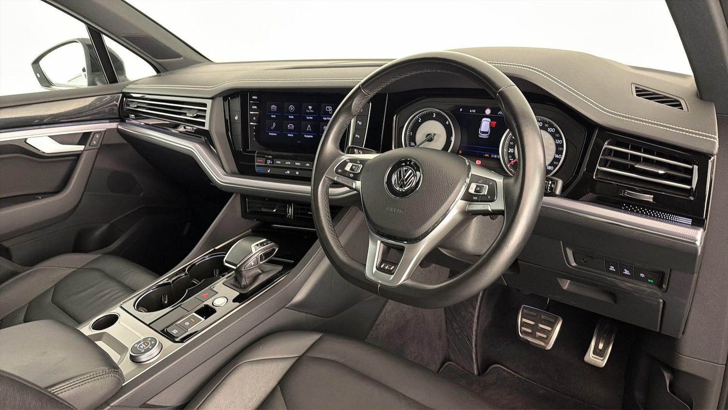 Used Volkswagen Touareg 2022 for sale - 77927446: Photo 3