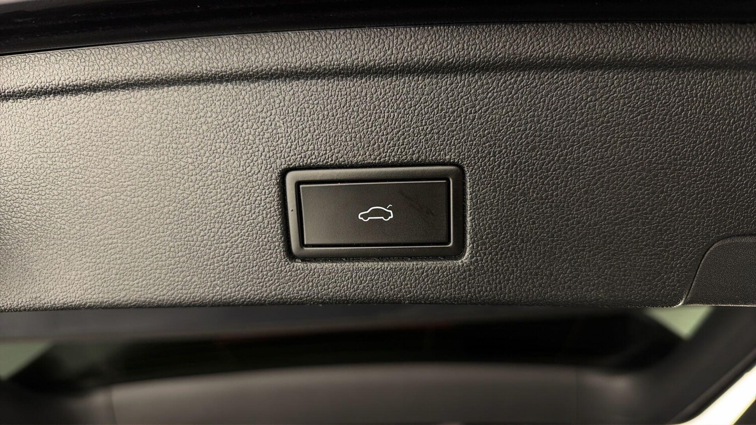 Used Volkswagen Touareg 2022 for sale - 77927446: Photo 33