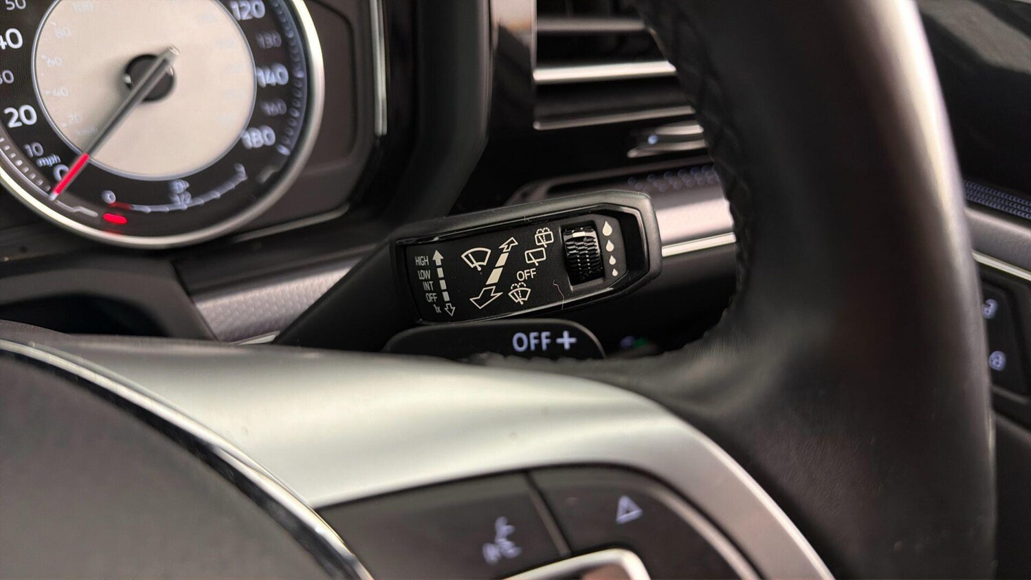 Used Volkswagen Touareg 2022 for sale - 77927446: Photo 38