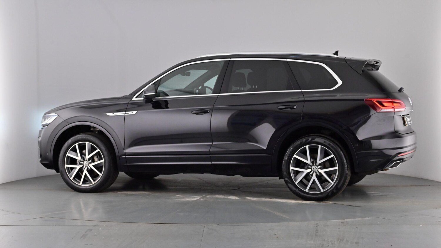 Used Volkswagen Touareg 2022 for sale - 77927446: Photo 56