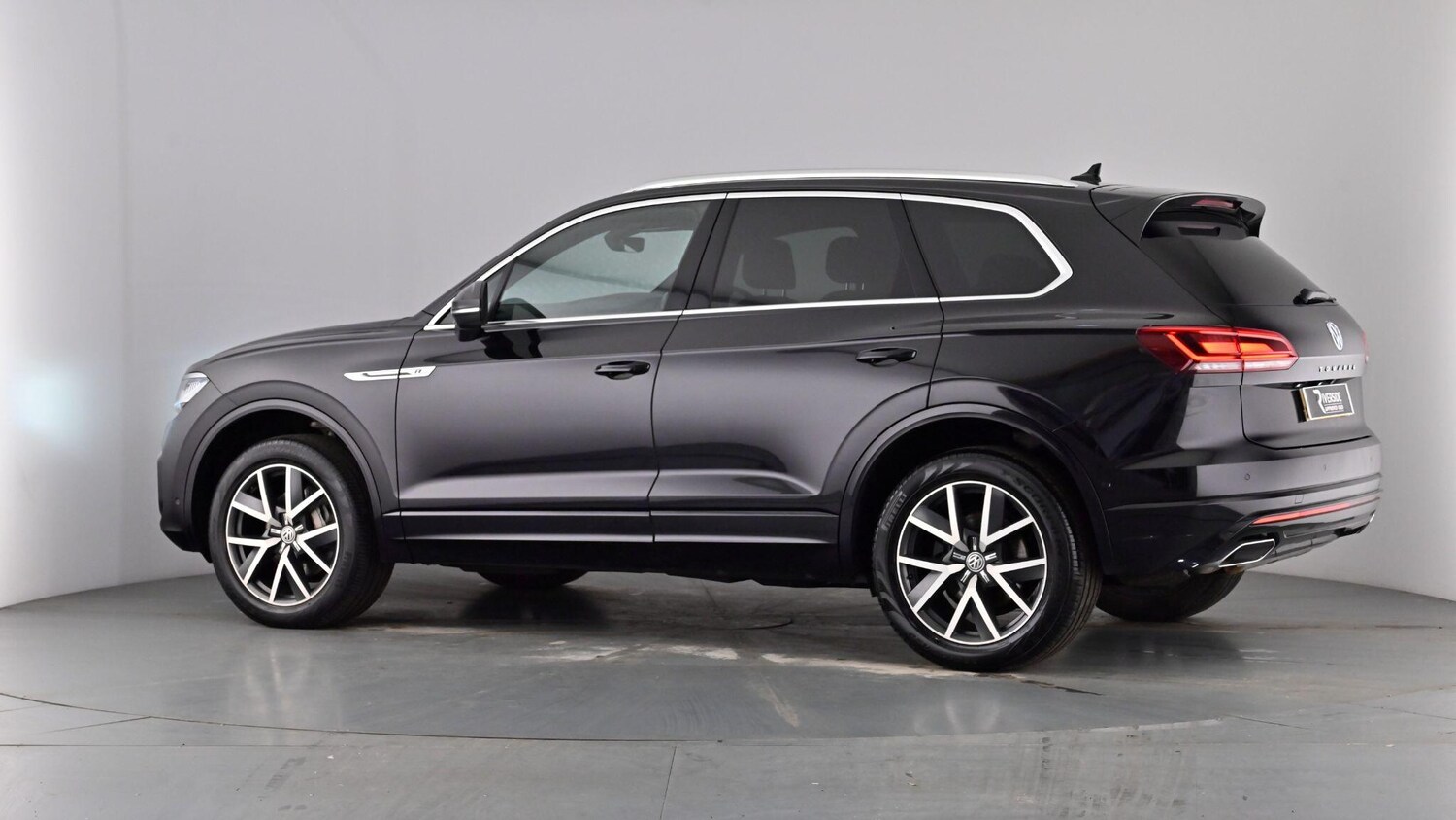 Used Volkswagen Touareg 2022 for sale - 77927446: Photo 57