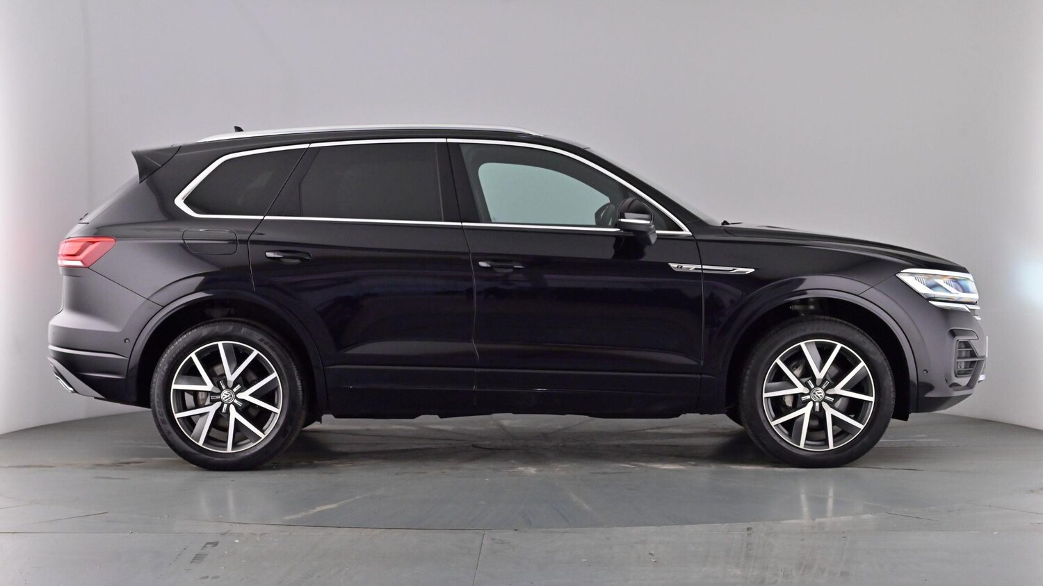 Used Volkswagen Touareg 2022 for sale - 77927446: Photo 72