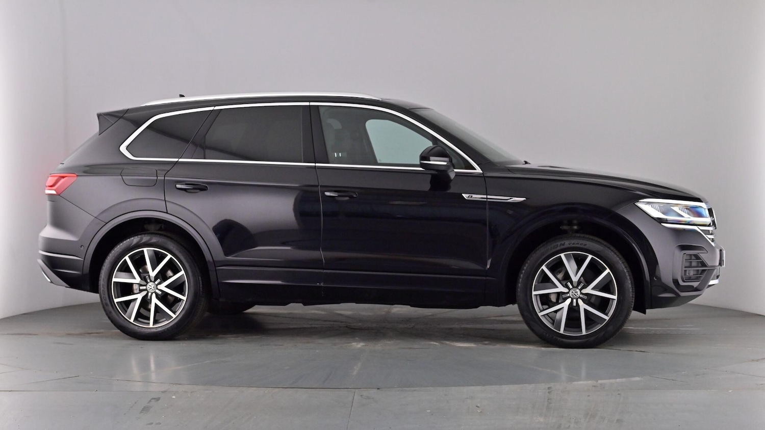 Used Volkswagen Touareg 2022 for sale - 77927446: Photo 73