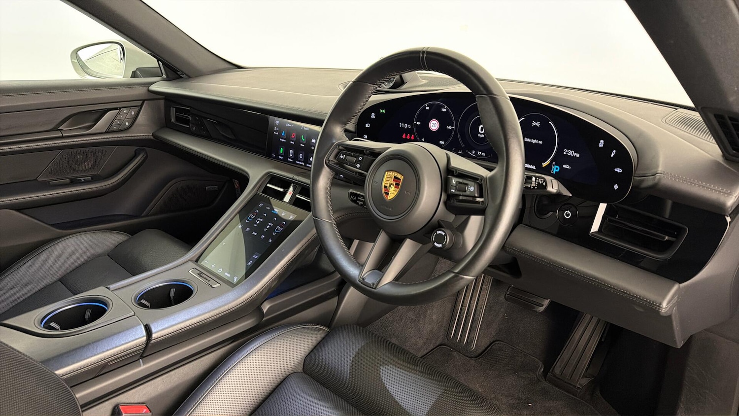 Used Porsche Taycan 2022 for sale - 78117814: Photo 14