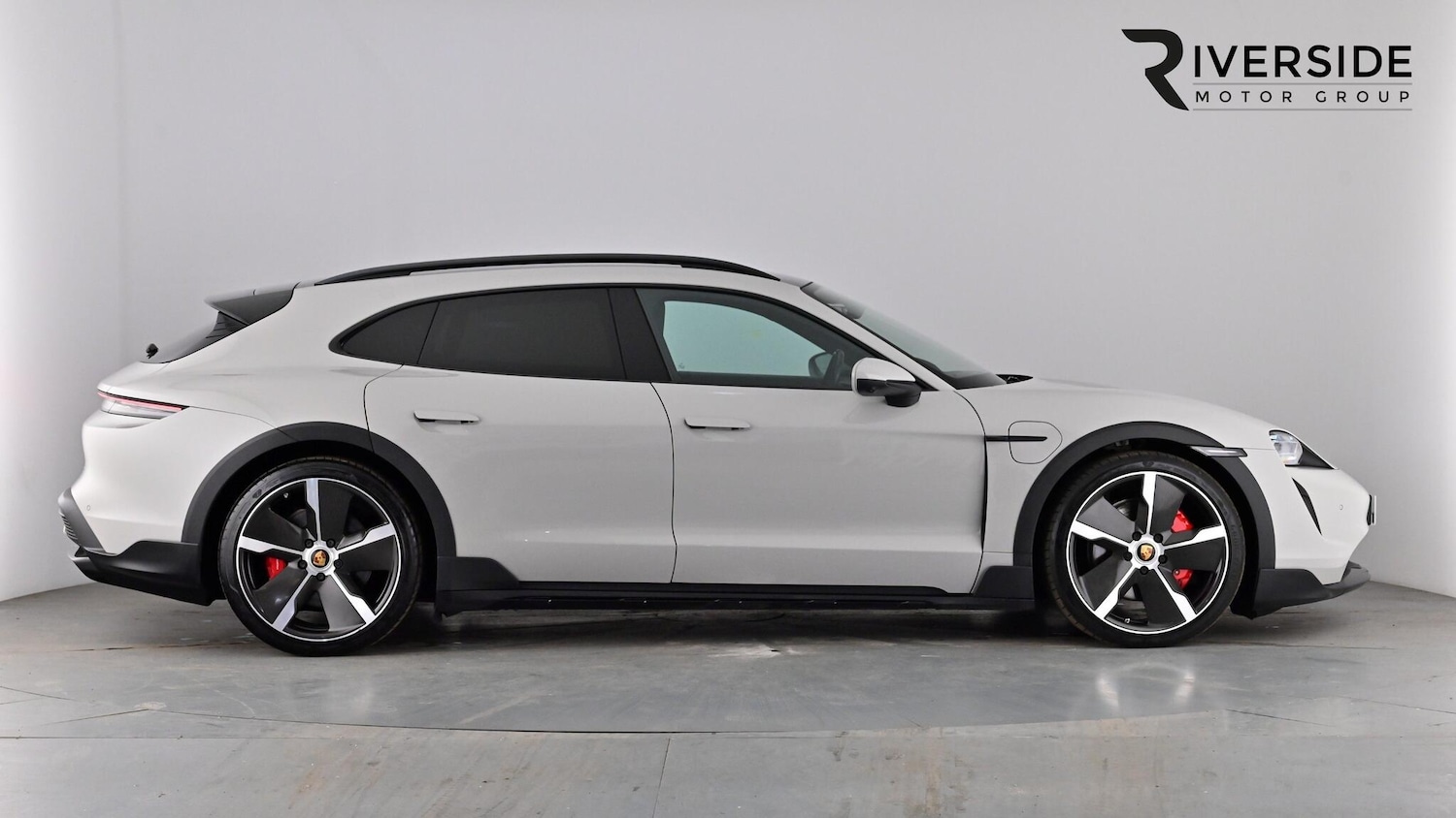 Used Porsche Taycan 2022 for sale - 78117814: Photo 3