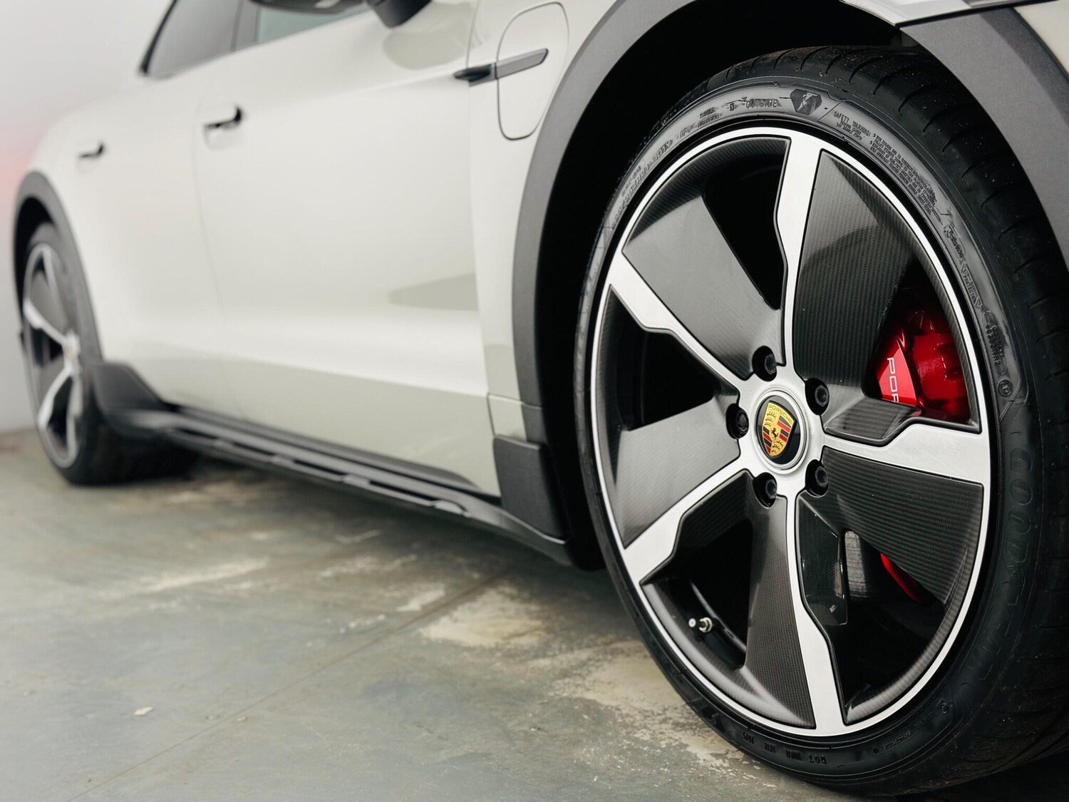 Used Porsche Taycan 2022 for sale - 78117814: Photo 93