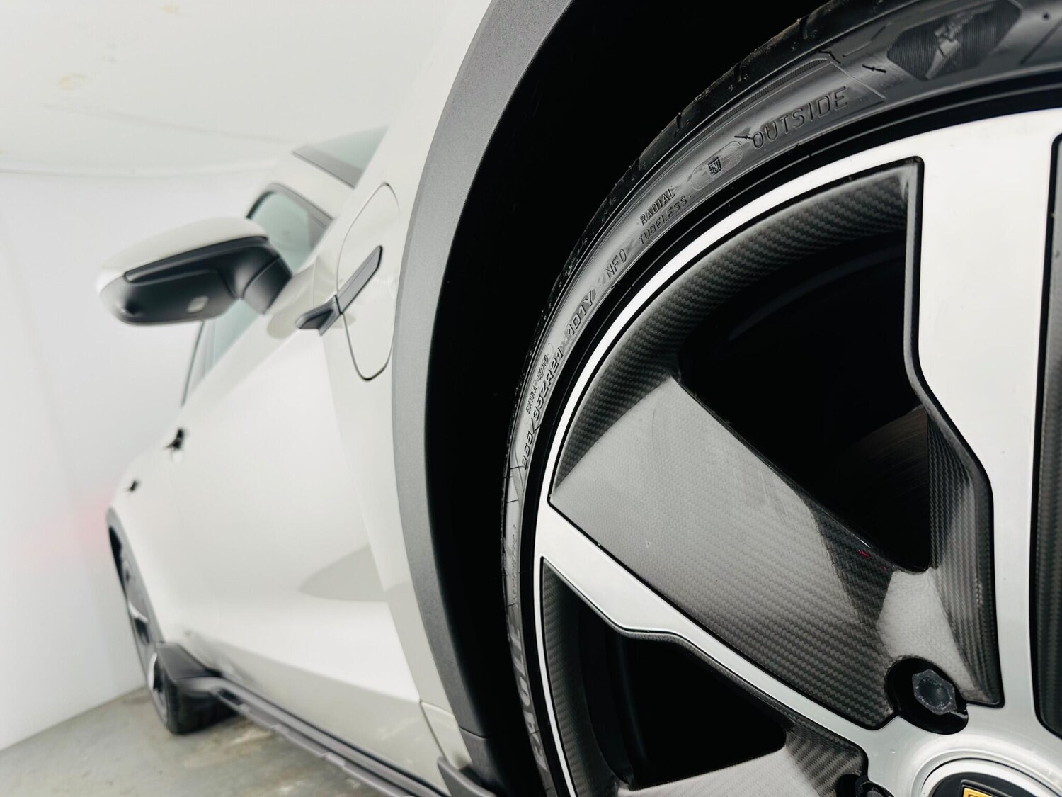 Used Porsche Taycan 2022 for sale - 78117814: Photo 98