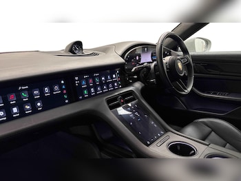 Used Porsche Taycan 2023 for sale - 78670342: Photo