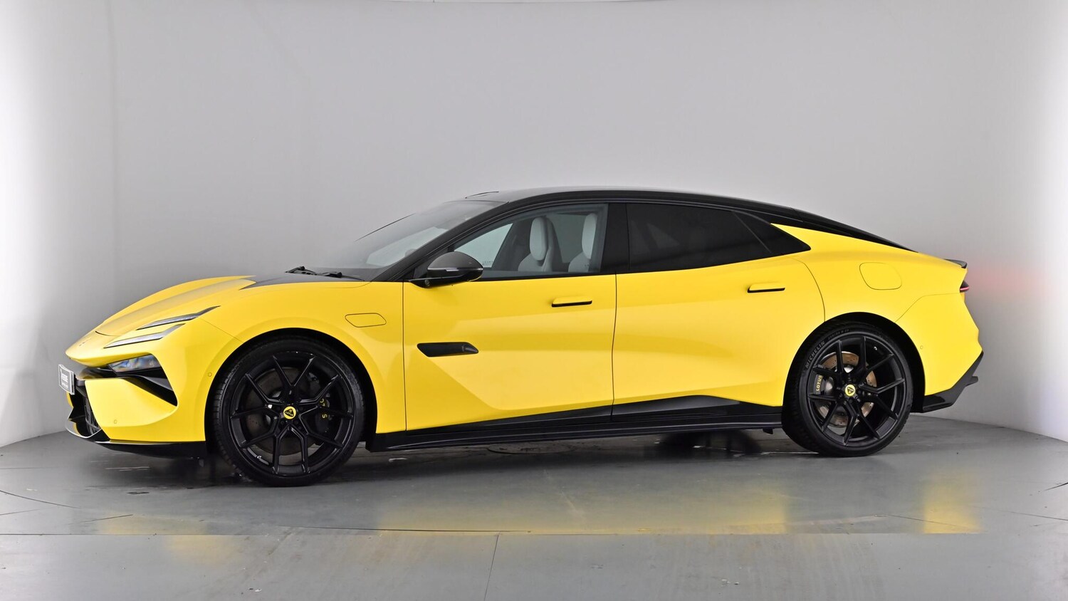 Used Lotus Emeya 2025 for sale - 77366947: Photo 75