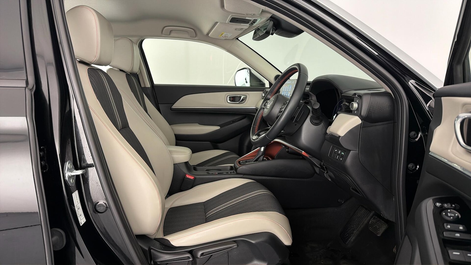 Used Honda HR-V 2025 for sale - 78000330: Photo 15