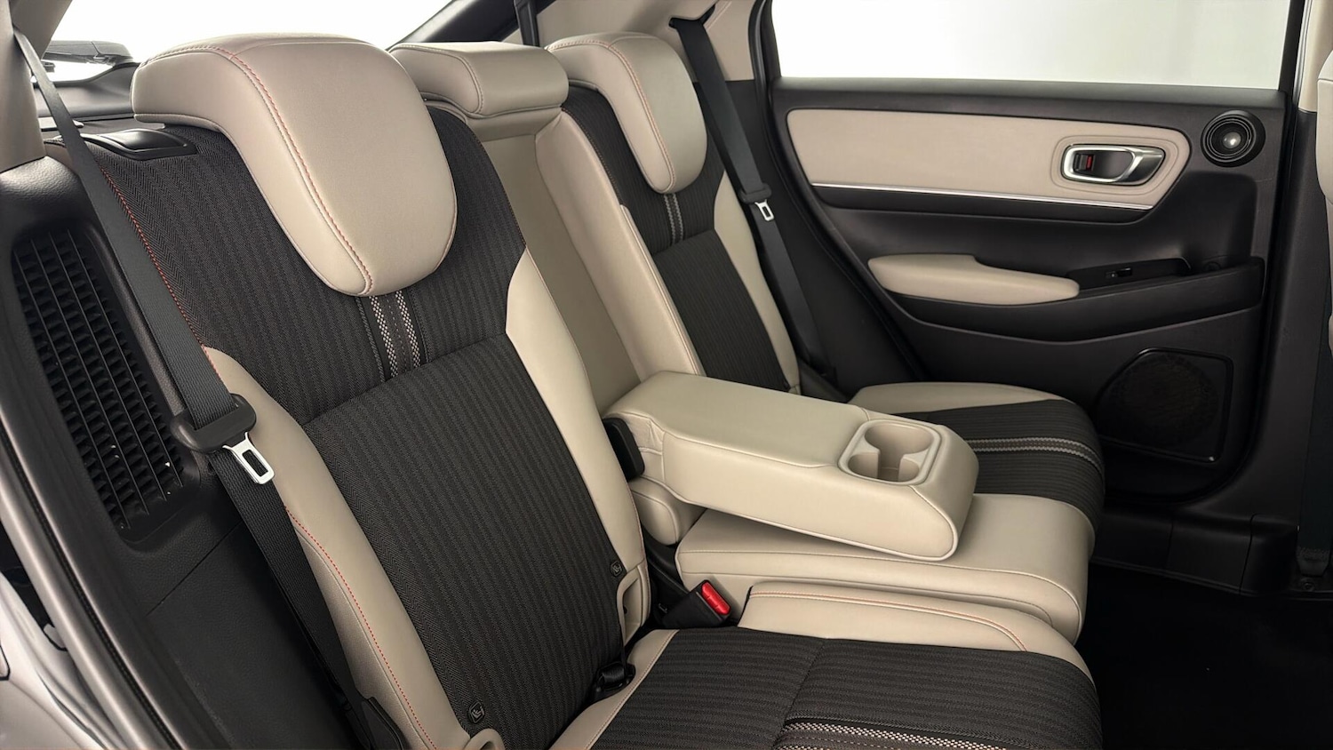 Used Honda HR-V 2025 for sale - 78000330: Photo 31