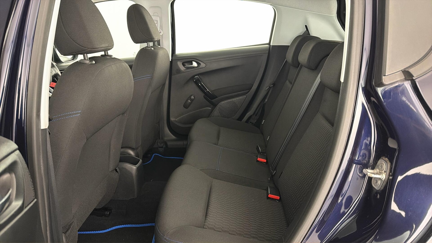 Used Peugeot 208 2019 for sale - 77918014: Photo 11