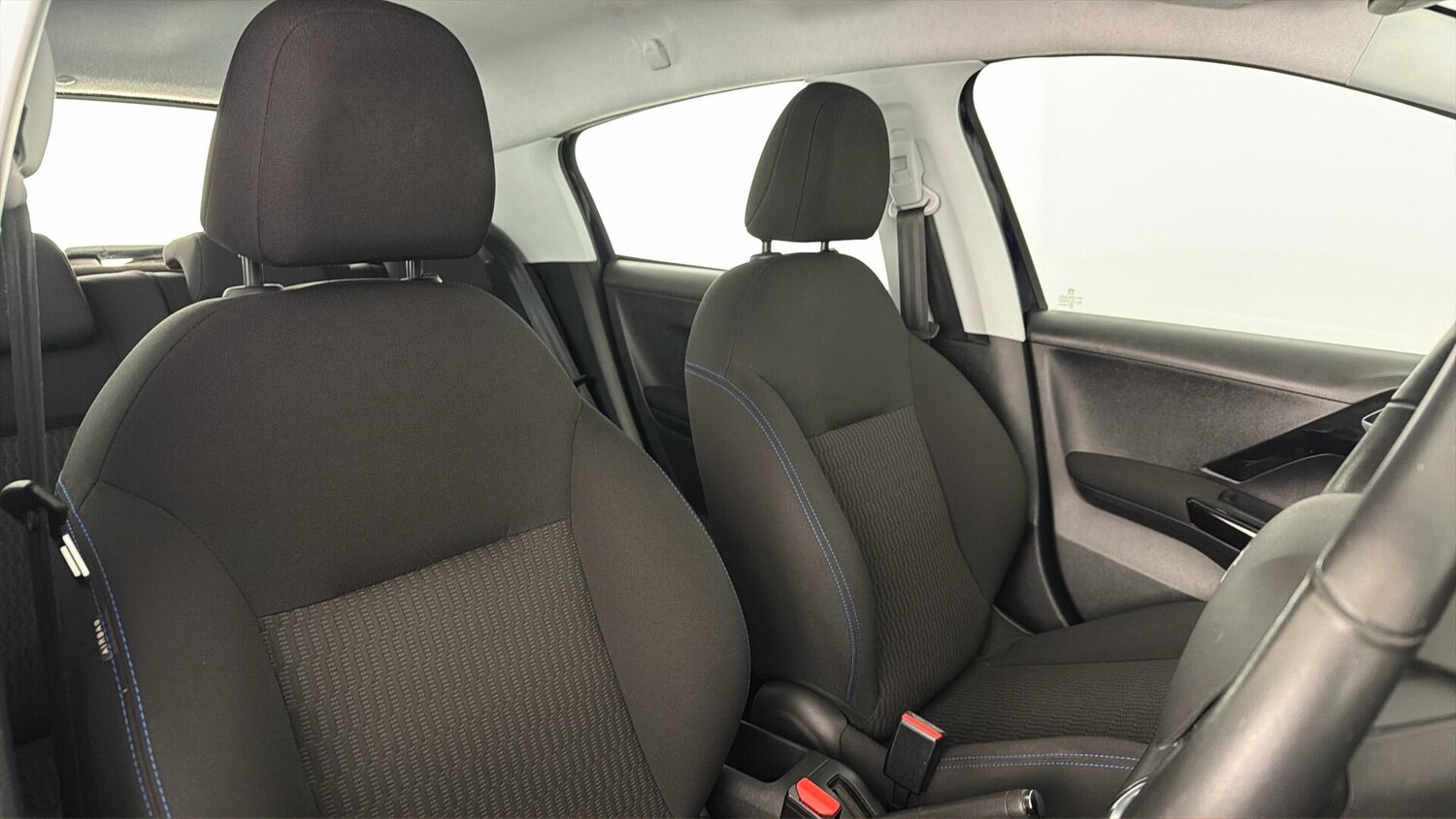 Used Peugeot 208 2019 for sale - 77918014: Photo 31