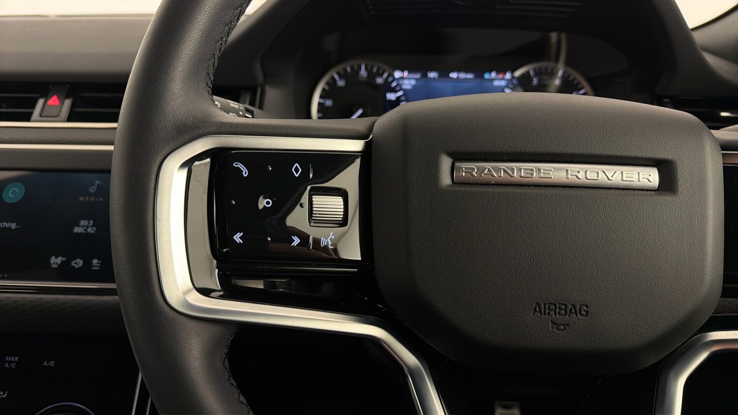 Used Land Rover Range Rover Evoque 2023 for sale - 77740120: Photo 17