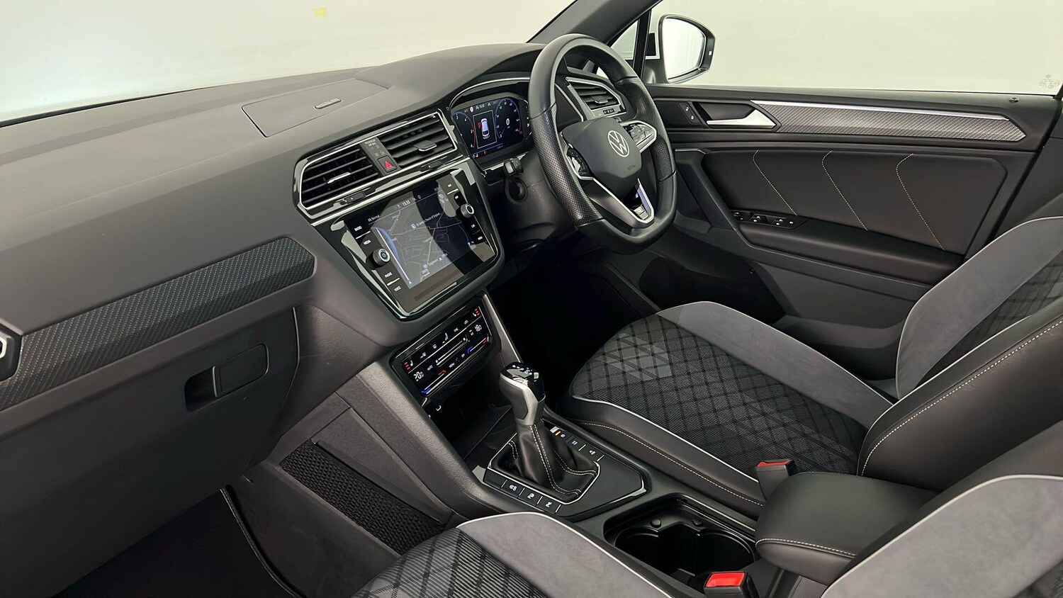 Used Volkswagen Tiguan 2023 for sale - 76195988: Photo 29