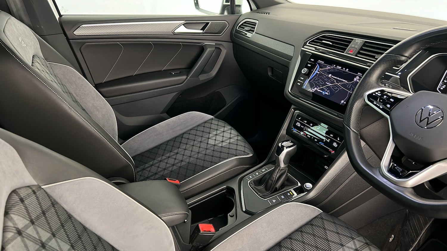 Used Volkswagen Tiguan 2023 for sale - 76195988: Photo 42