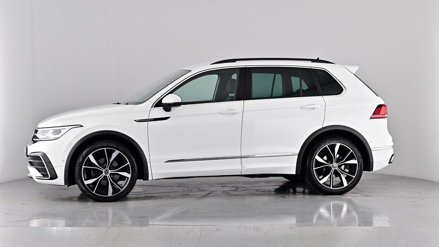 Used Volkswagen Tiguan 2023 for sale - 76195988: Photo 63