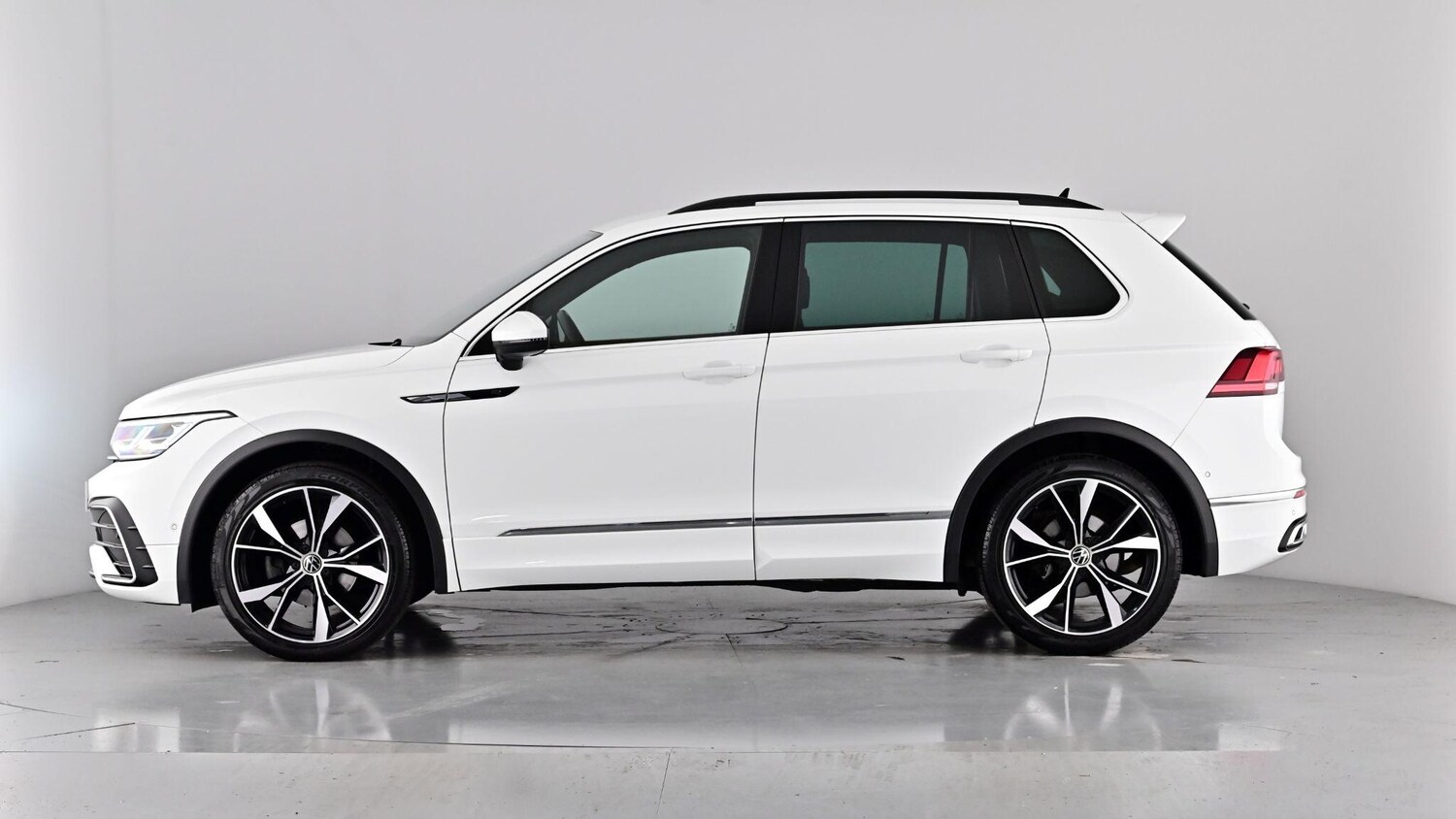 Used Volkswagen Tiguan 2023 for sale - 76195988: Photo 64
