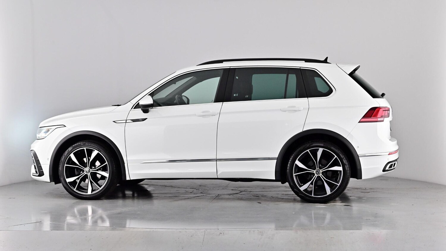 Used Volkswagen Tiguan 2023 for sale - 76195988: Photo 65