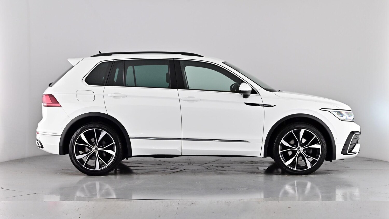 Used Volkswagen Tiguan 2023 for sale - 76195988: Photo 81