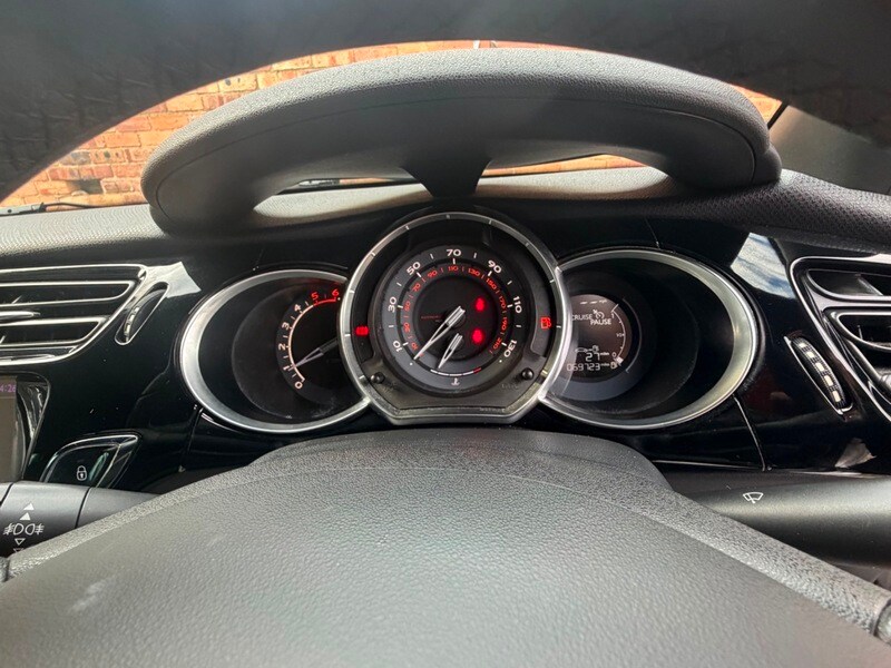 Used DS Automobiles DS 3 2015 for sale - 77845705: Photo 21