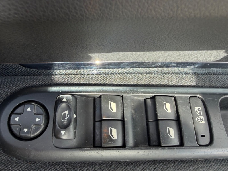 Used Peugeot 3008 2014 for sale - 77845697: Photo 19